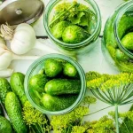 Маринад для огірків: пропорції, хімія хрусту і безпечна заливка