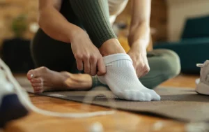 Як відбілити білі шкарпетки вдома без хлору
