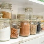Організація кухонної комори: зони, строки й система першого використання — Покроковий практичний сценарій